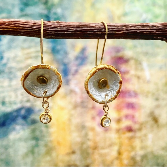 Matana handmade delicate earrings with Zirconia - Picture 4 of 7